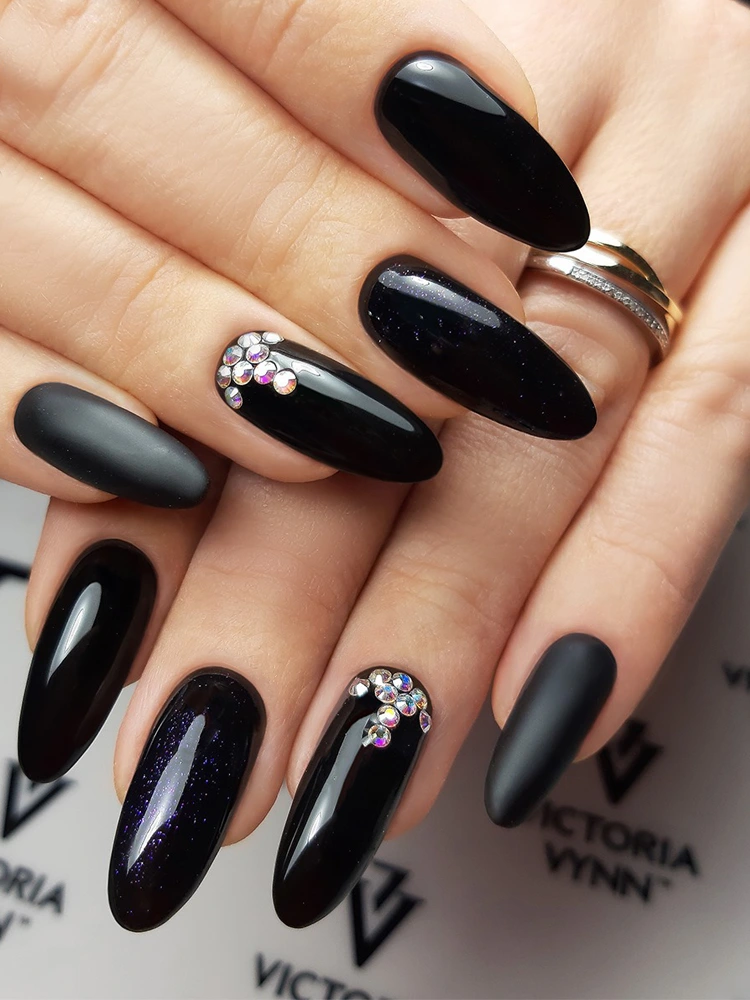 Best Intense Black Gel Nails Victoria VYNN Pure Creamy Hybrid 036 Jet Black 1 11