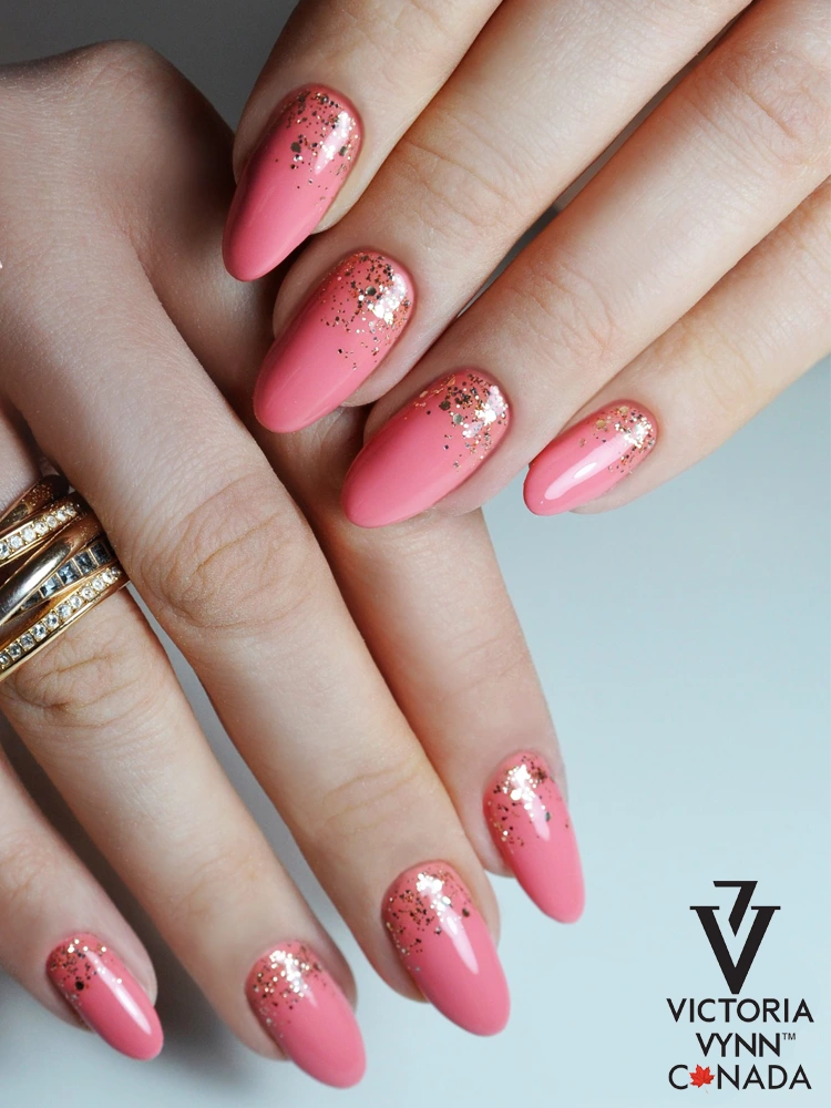 Pure Creamy Hybrid Gel Polish No. 040 Walk of Fame 6 Charming Gold Glitter Nails Victoria VYNN Pure Creamy Hybrid 040 Walk of Fame 1 3