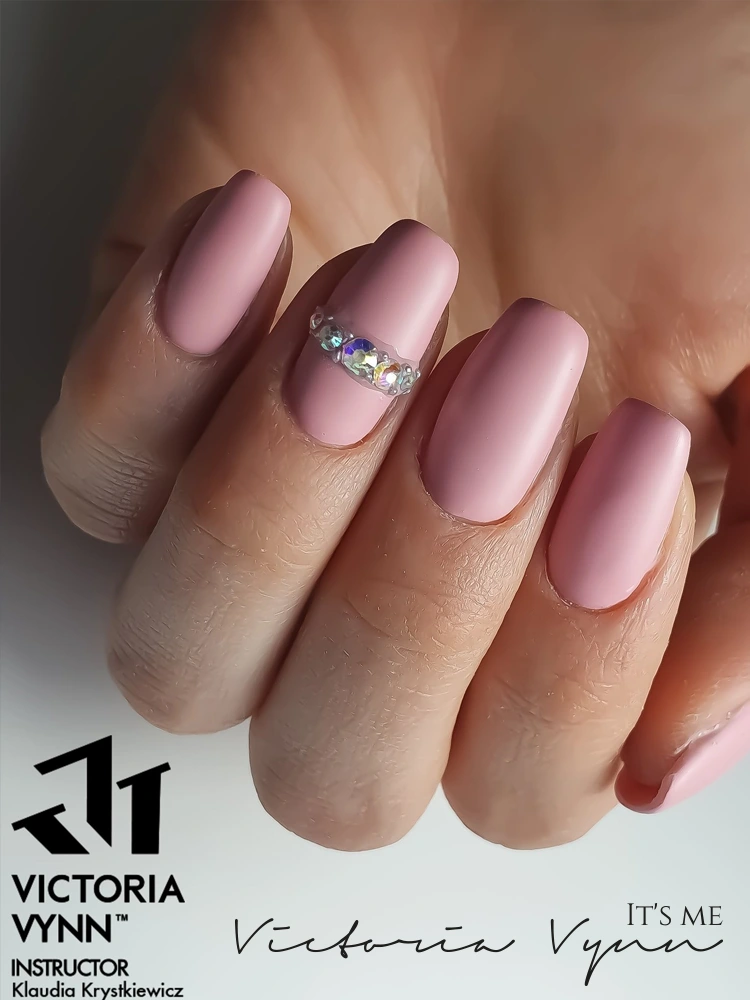 Most Delicate ping gel nails Victoria VYNN Pure Creamy Hybrid 011 Gentle Pink