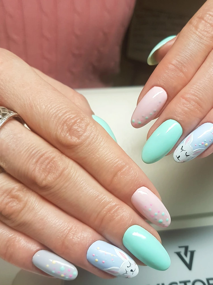 Sweet Pastel Green Nails Victoria VYNN Pure Creamy Hybrid 028 Pastel Mint