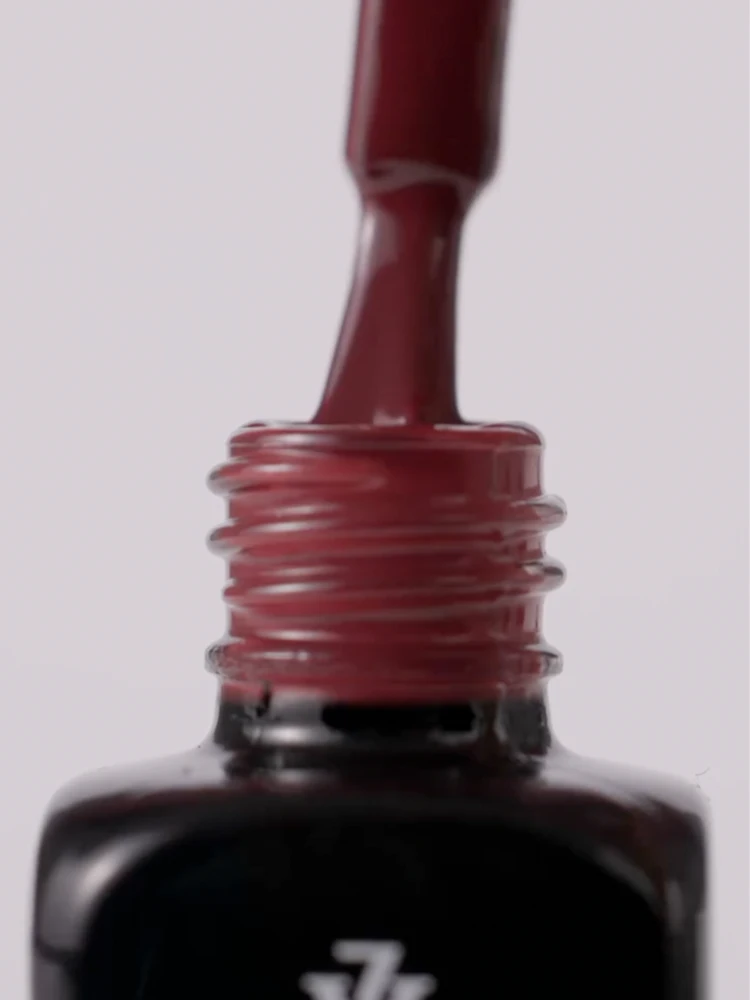 Victoria VYNN Gel Polish No. 388 I'm Sexy 14 victoria vynn im woman collection gel polish no. 388 im sexy 1 6